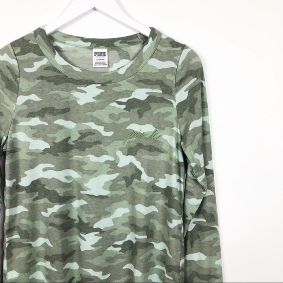 PINK VICTORIA’S SECRET LONG SLEEVE TOP CAMOUFLAGE SIZE LARGE - Picture 3 of 12